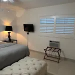Pied-A-Terre Center Of Tijuana