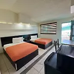 R Inn De Tijuana