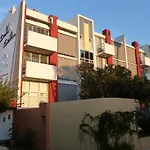 Dali Suites Hotel