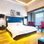 K Tower Boutique Hotel By Lucerna