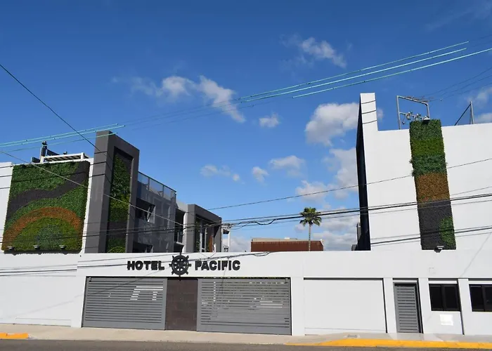 Hotel Pacific