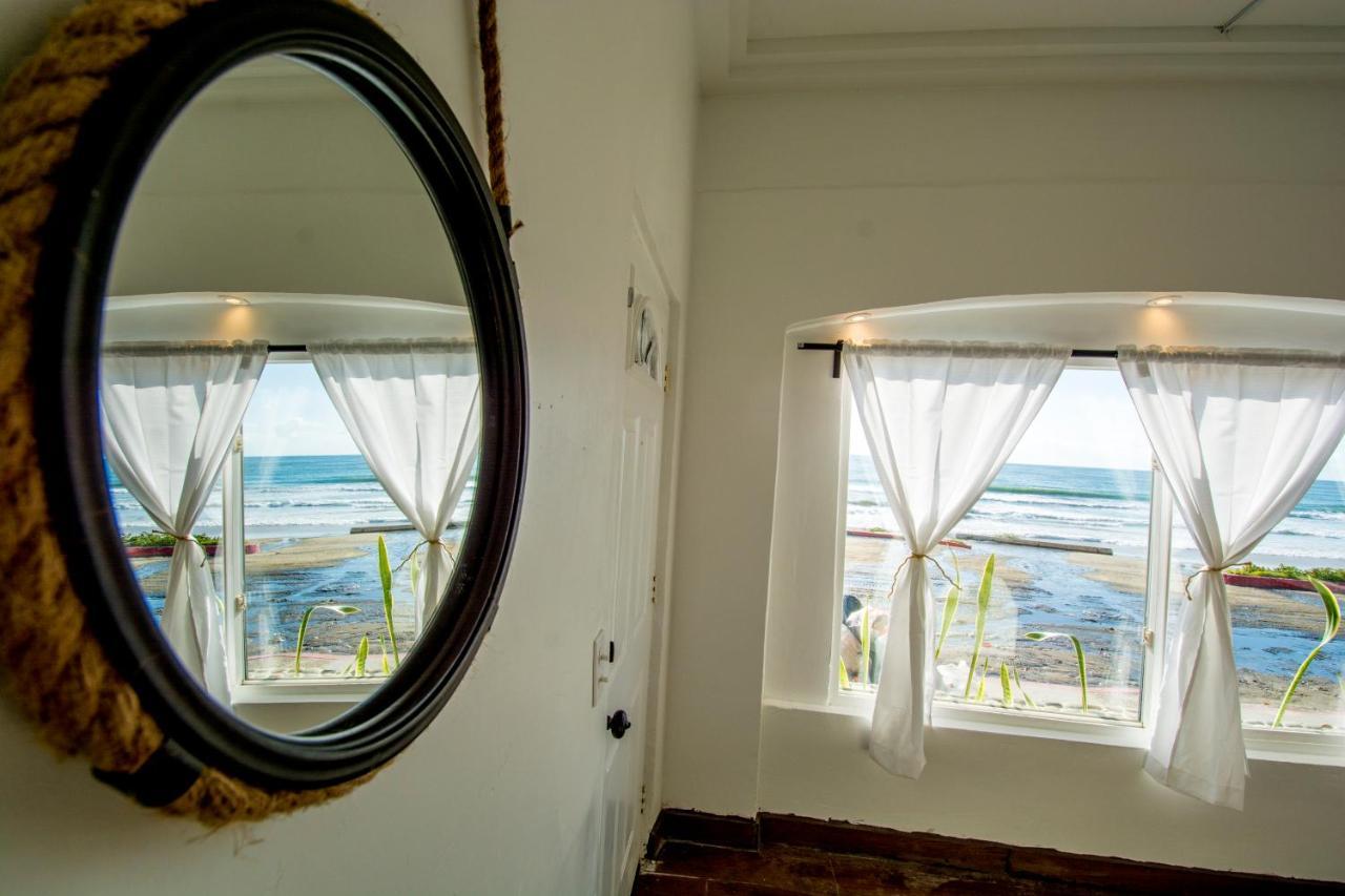 Beachfront Escape - Cozy *