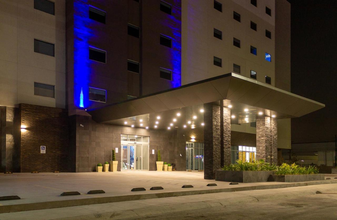 Hotel Express & - Otay By Ihg 3*