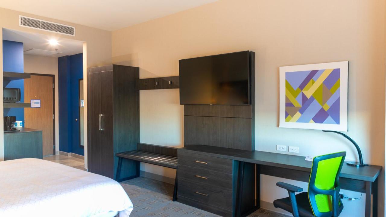 Express & - Otay By Ihg Hotel Tijuana