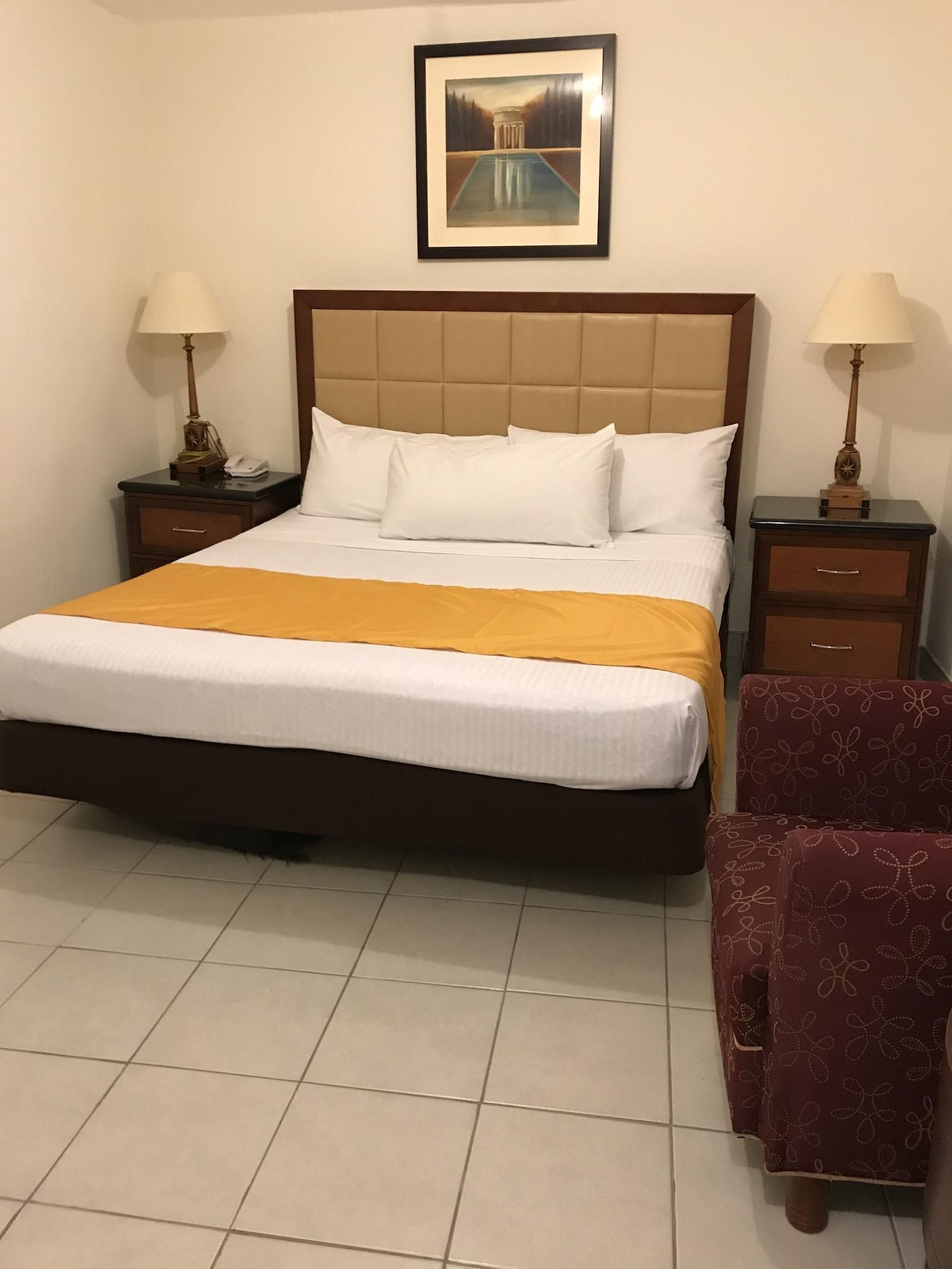 Hotel Guillen Jr 2*