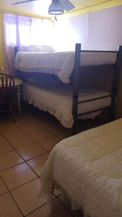 Pensión Barato Mi Casita De Colores Tijuana