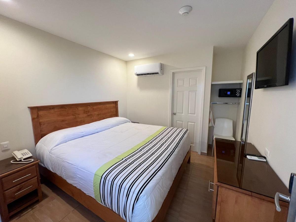 Baja Hotel Tijuana