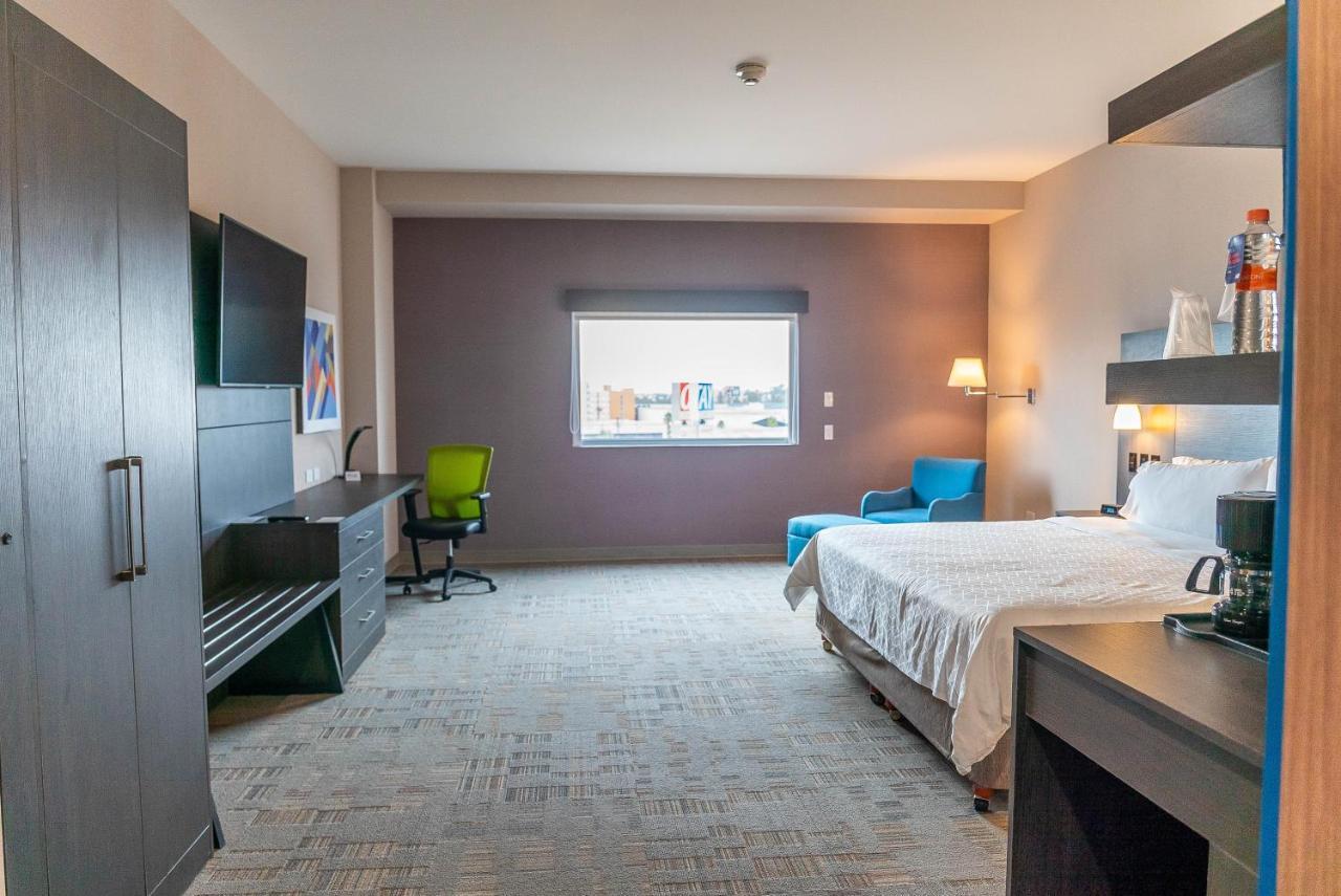 Hotel Express & - Otay By Ihg 3*