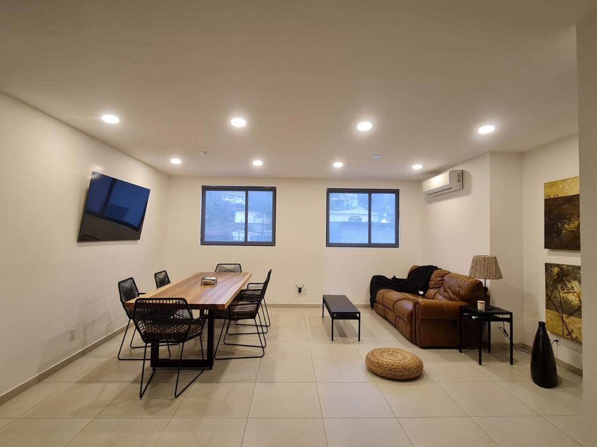 Tamayo Residencial Apartment *