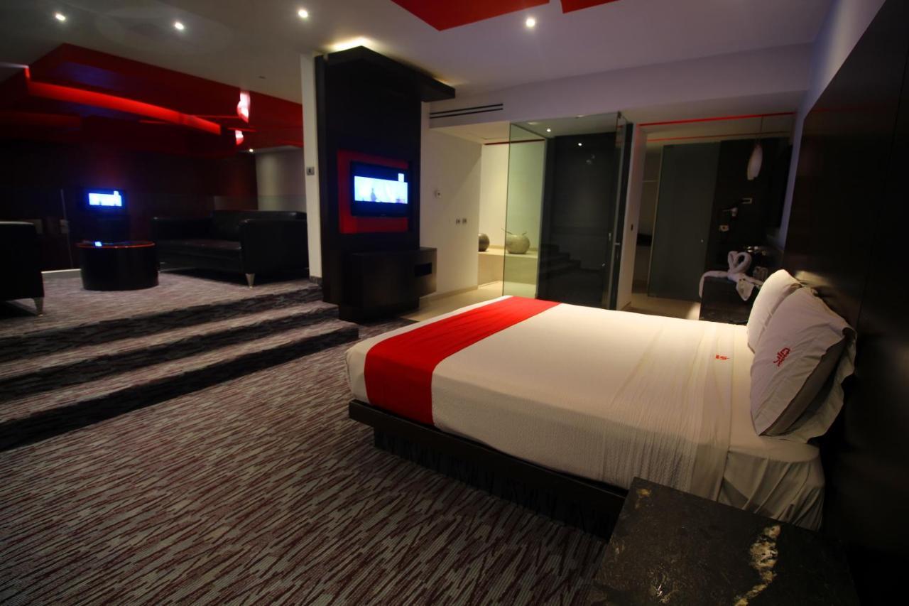 Motel Via 2*