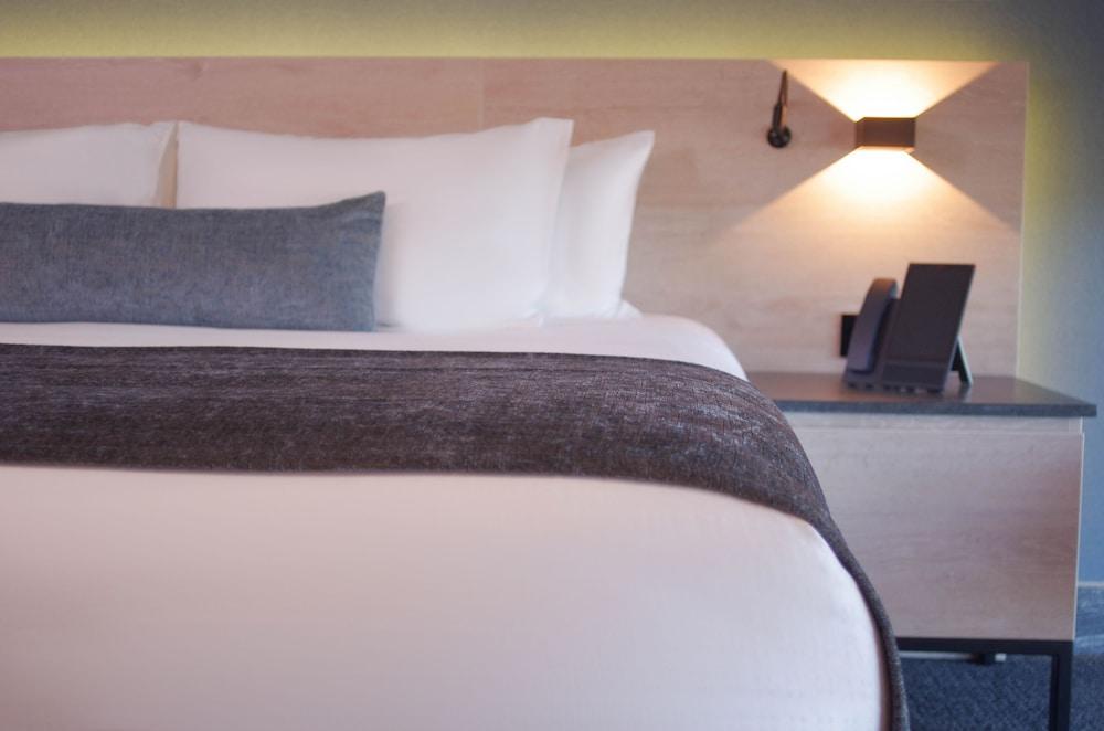 Quartz & Hotel Tijuana