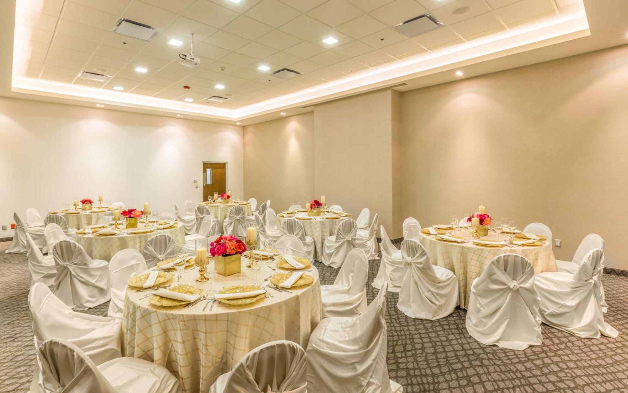 Hampton By Hilton 3*