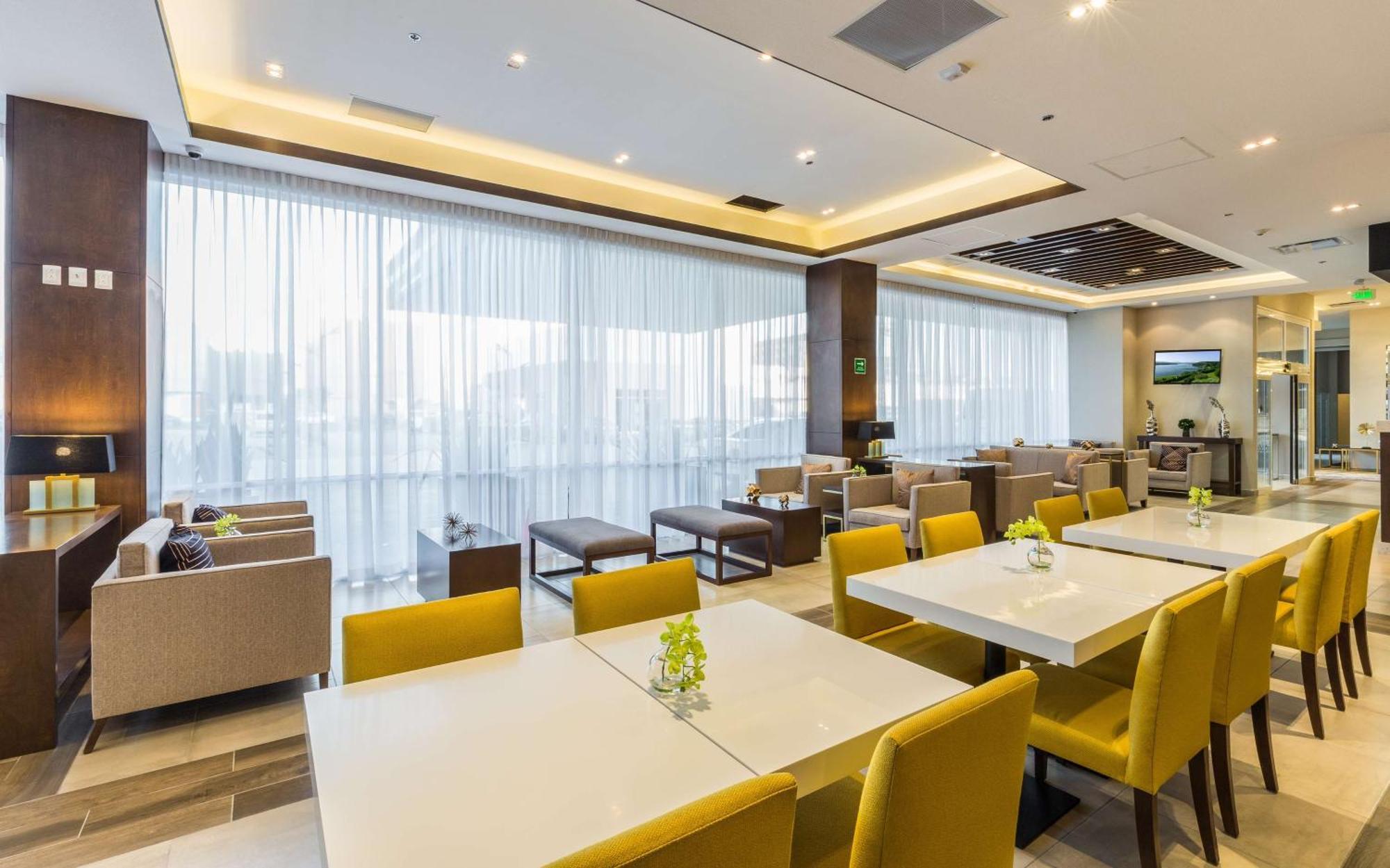 Hotel Hampton By Hilton Tijuana