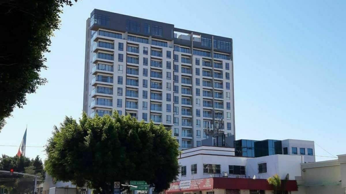 Dowtown 1 Bedroom In Av Revolucion * Tijuana