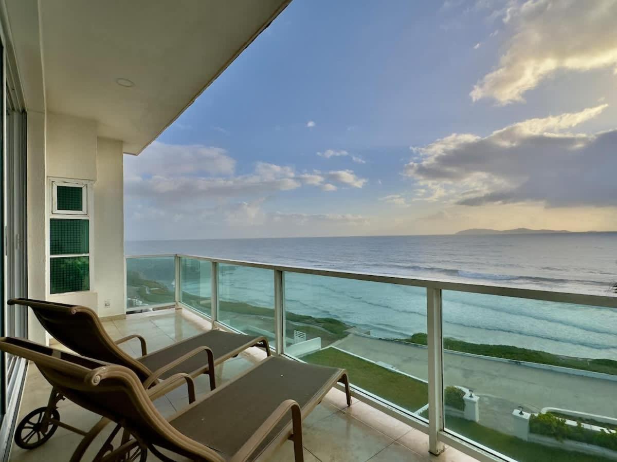 Oceanfront 4br 4 Ba Real Mediterraneo Holiday home *