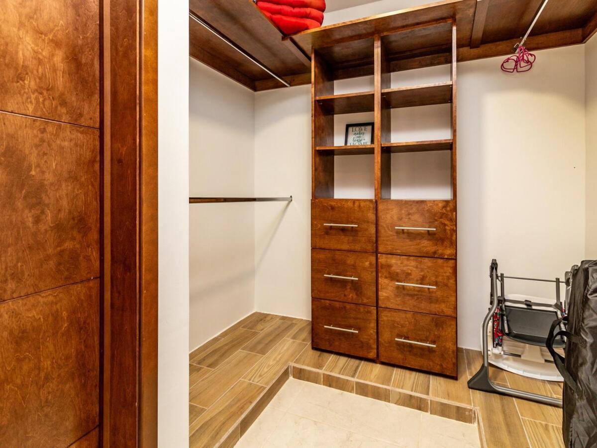 Ocean View, Amazing Sunsets, Ac, Pool Apartment *