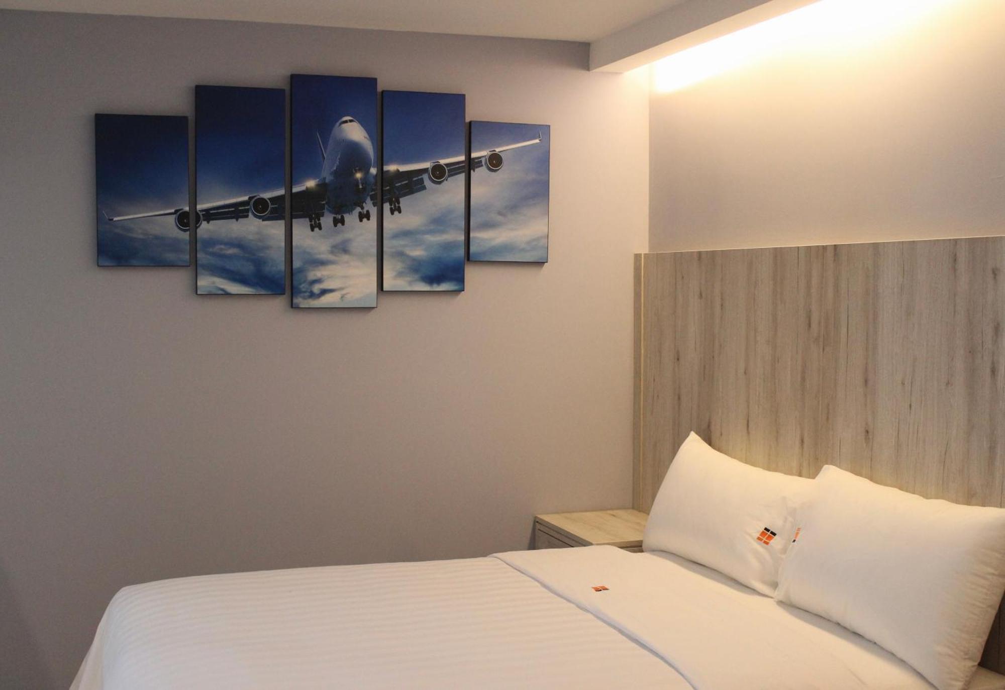 Hotel Hangar Tj 4*