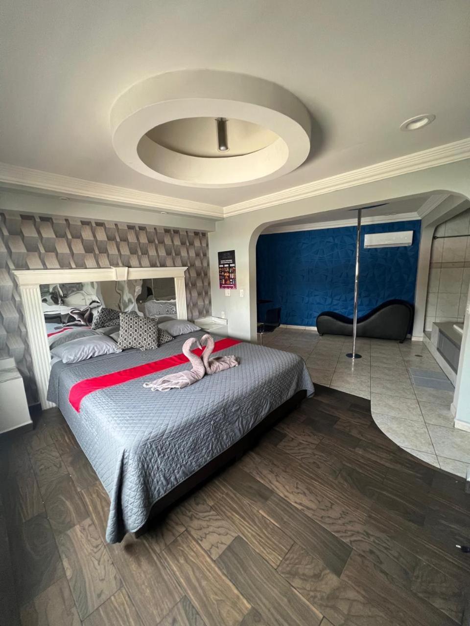 Luna Park Hotel Tijuana