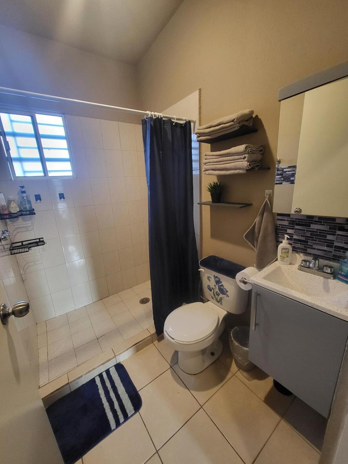 Casa Familiar En Fraccionamiento Privado Y Vigilado 24hrs * Tijuana