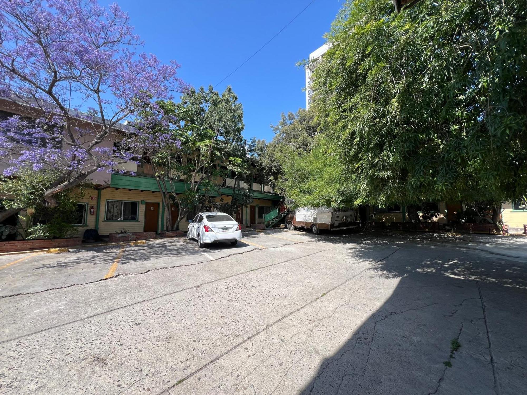 Motel Maya