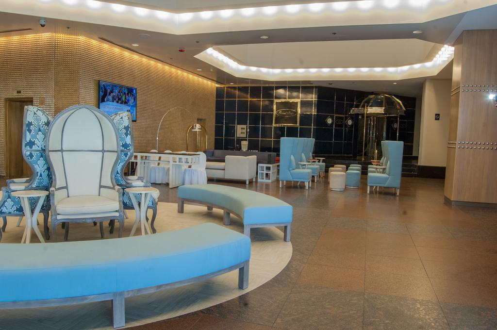 Hotel Grand