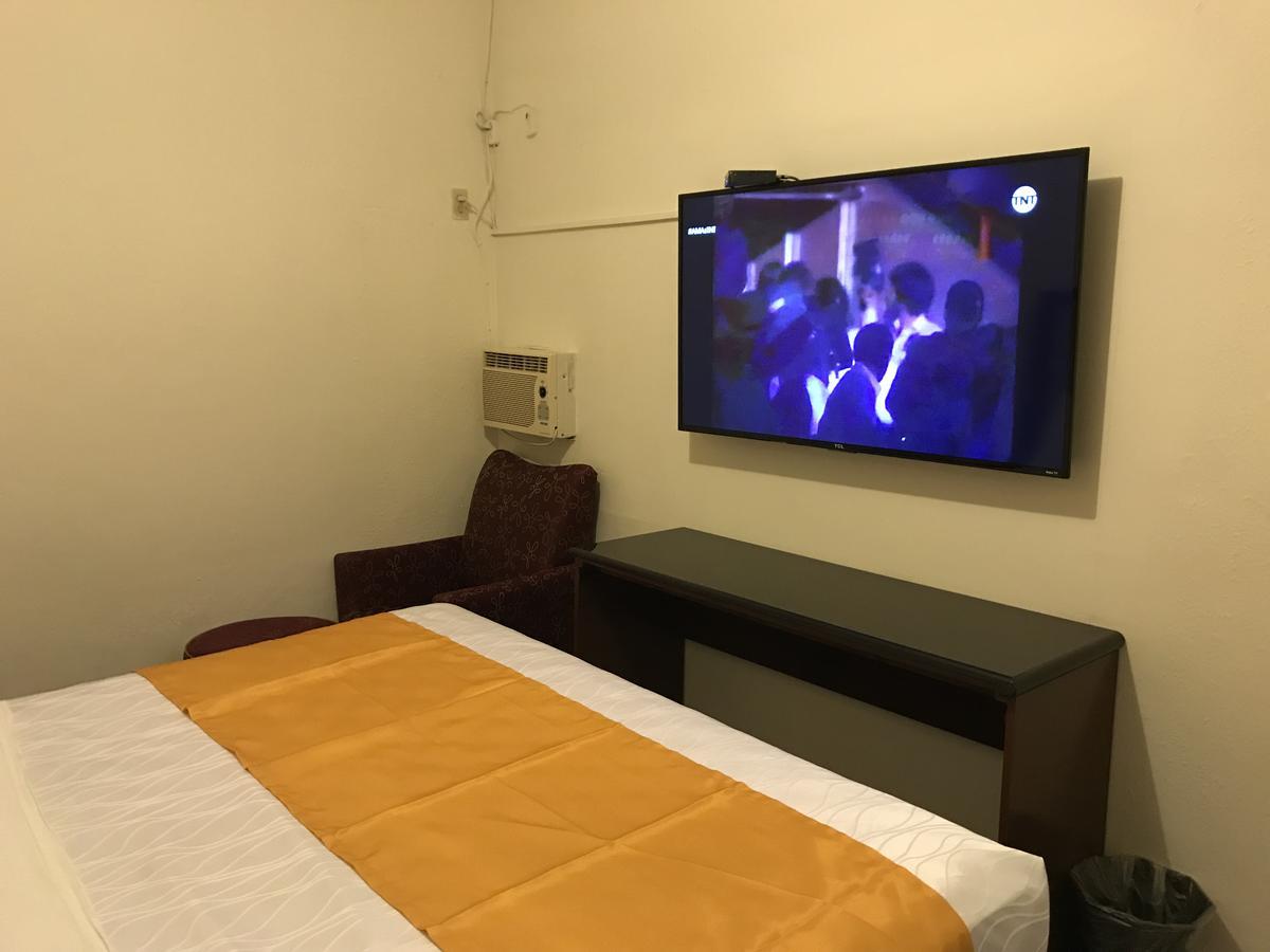 Guillen Jr Hotel