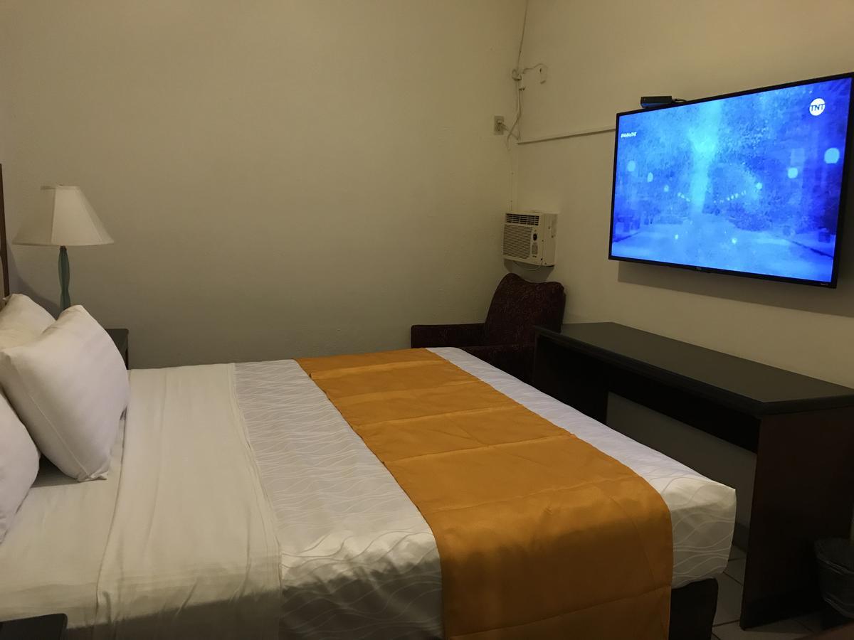 Hotel Guillen Jr Tijuana