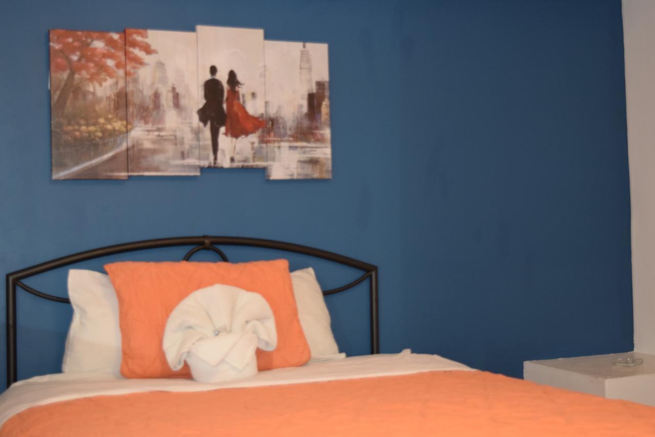 Revolucion Hotel 3*