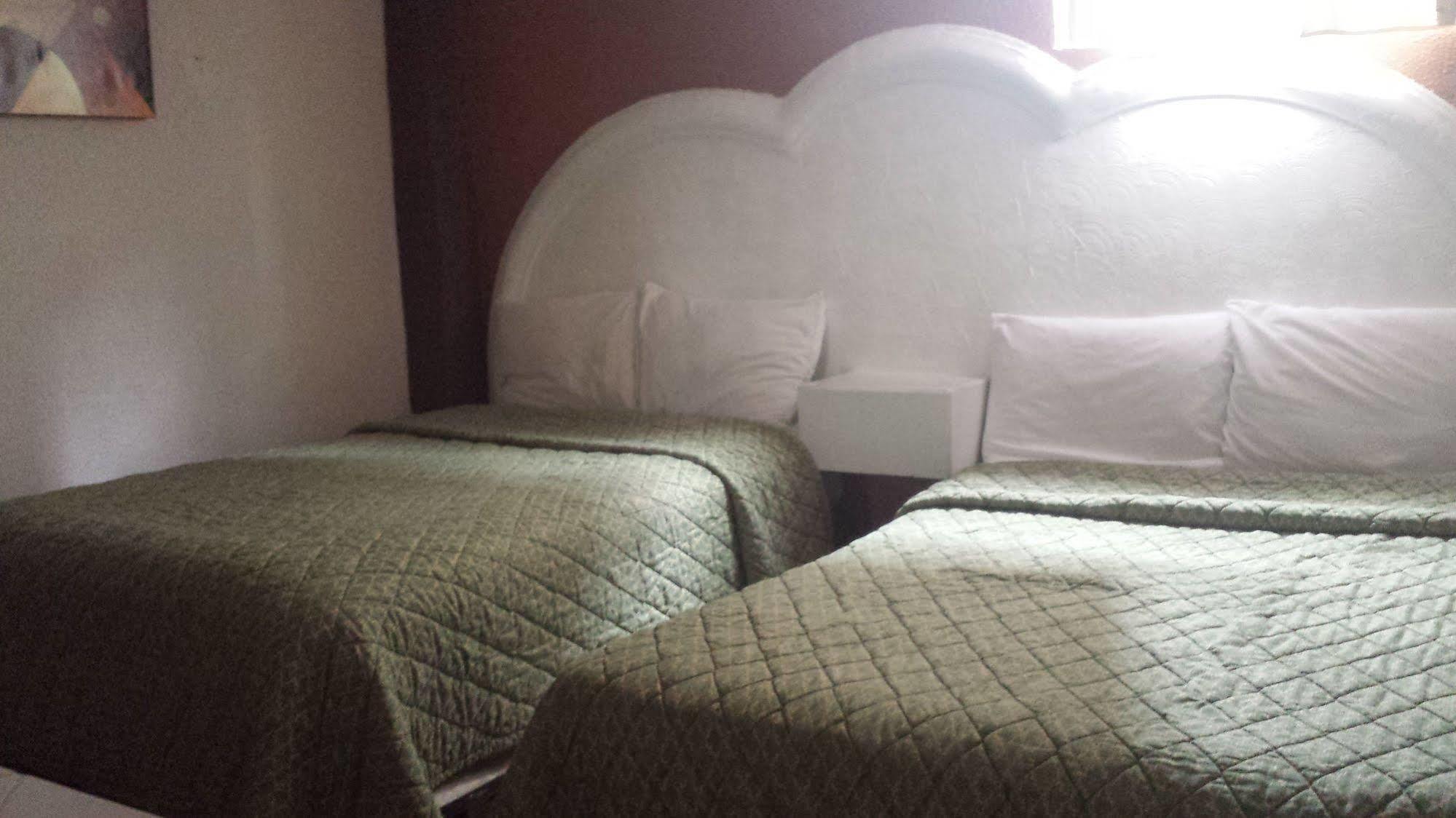 Hotel Suiza 2*