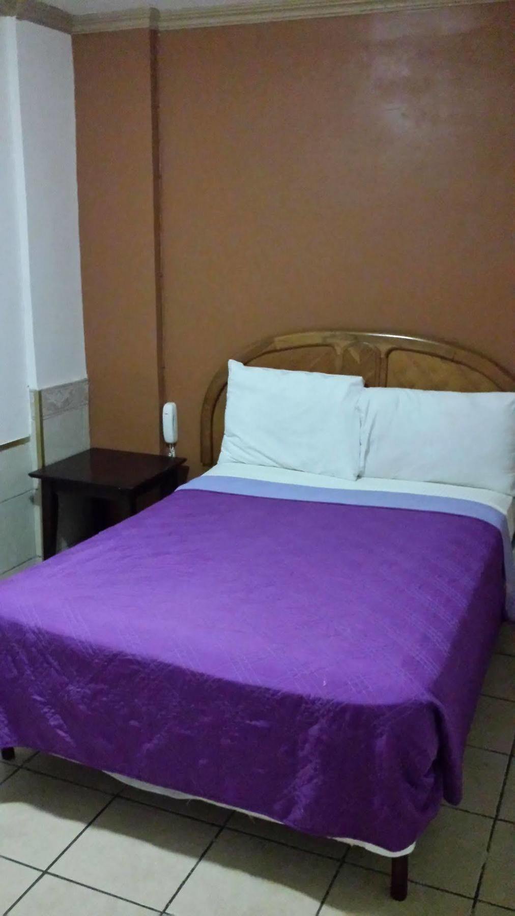 Hotel Suiza 2*