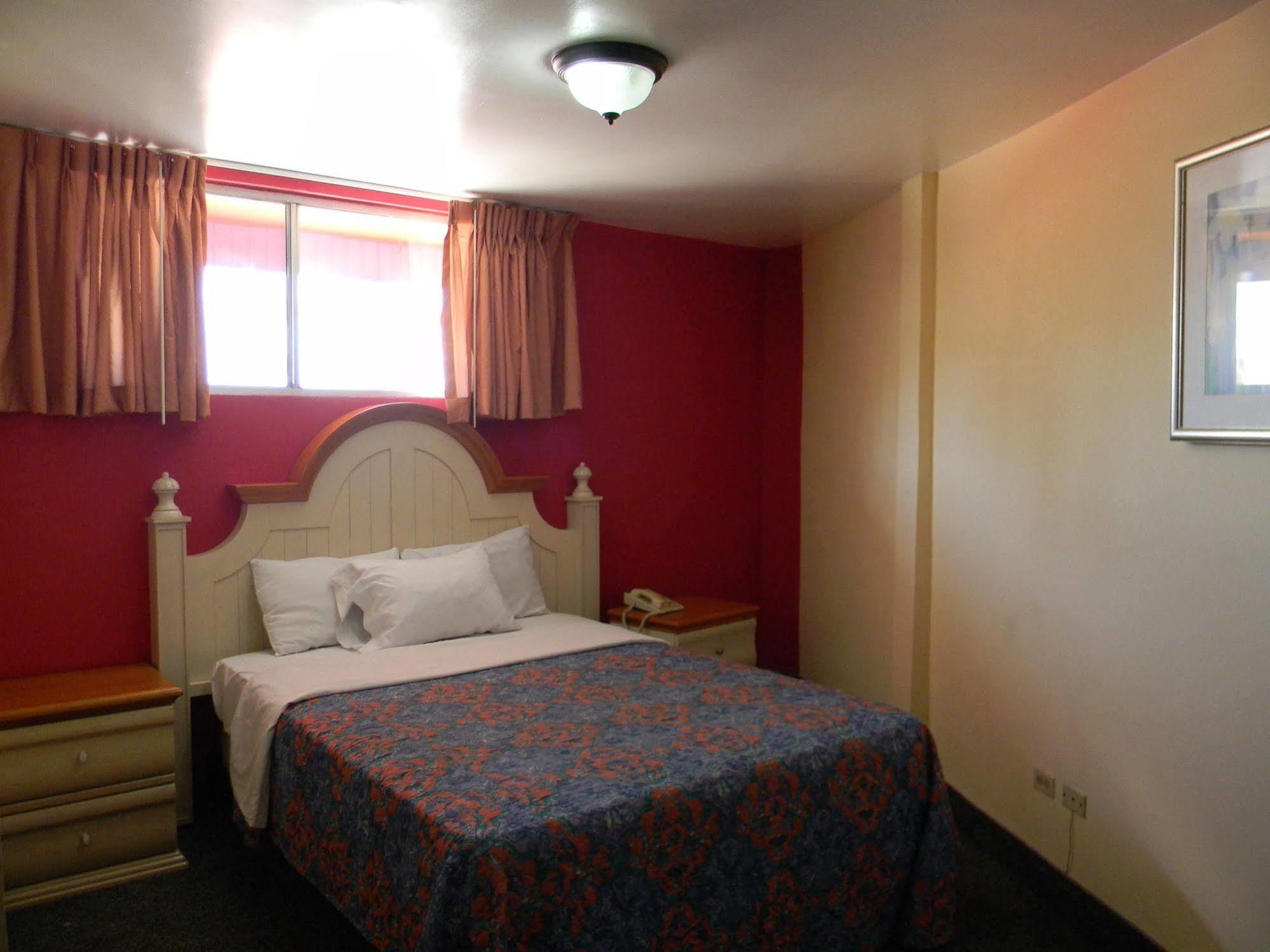 Hotel Plaza Hermosa 2*
