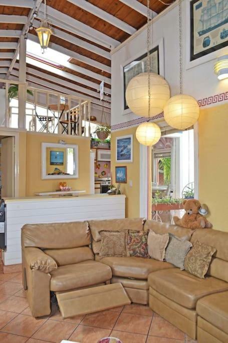 Amazingly Romantic Vacation For Your Honeymoon Holiday home Tijuana