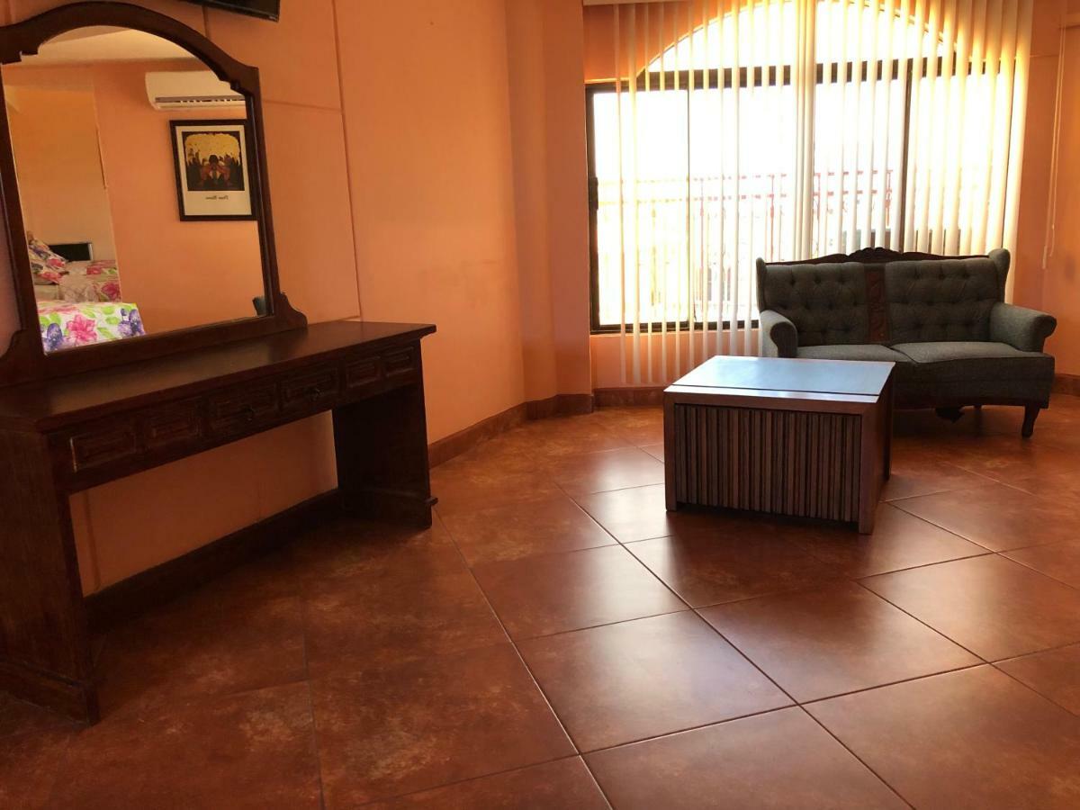 Hotel Sevilla 3*