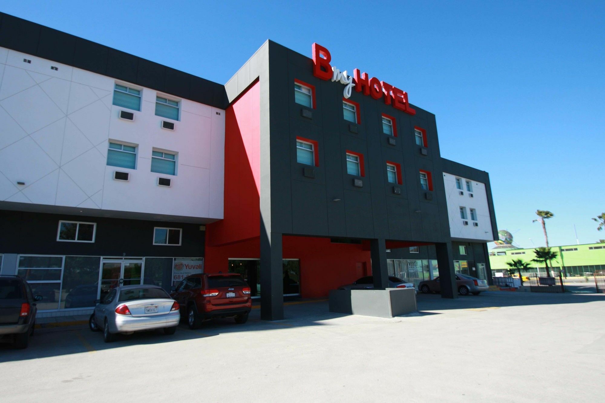 Hotel B My