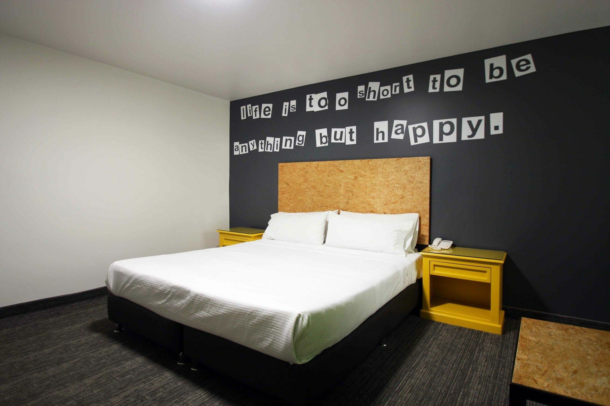 Hotel B My 3*