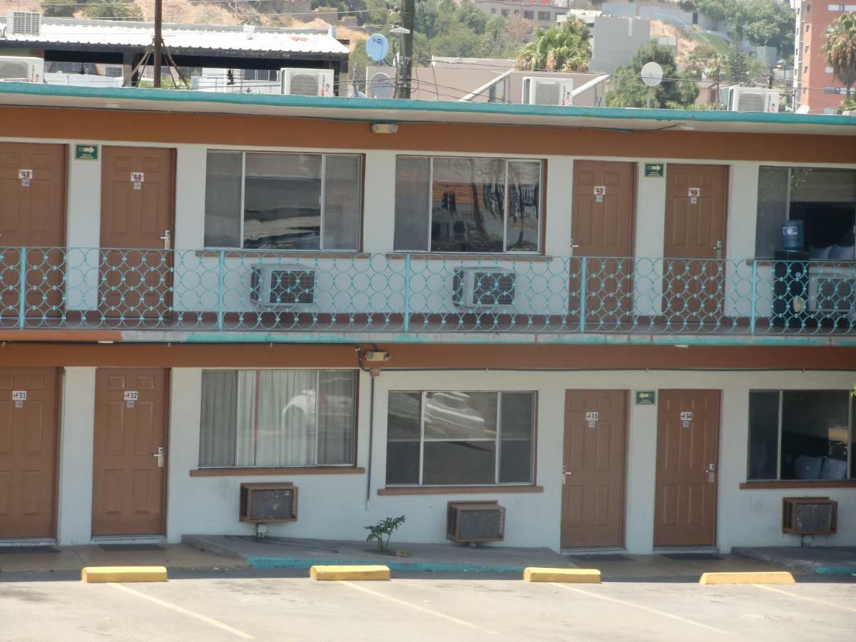 Motel Reno 3*