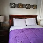 Suites Leon Rojo