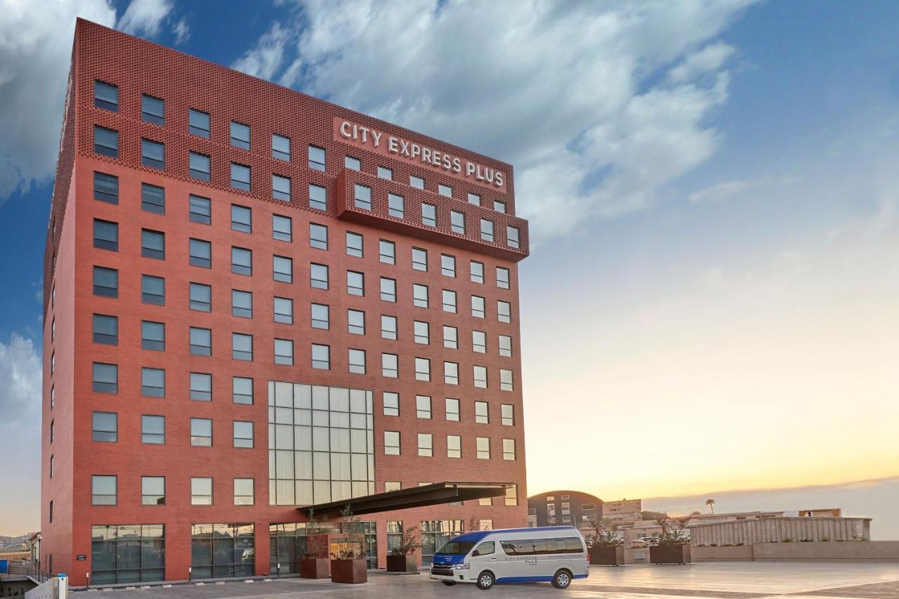 Express By Marriott Hotel 4*