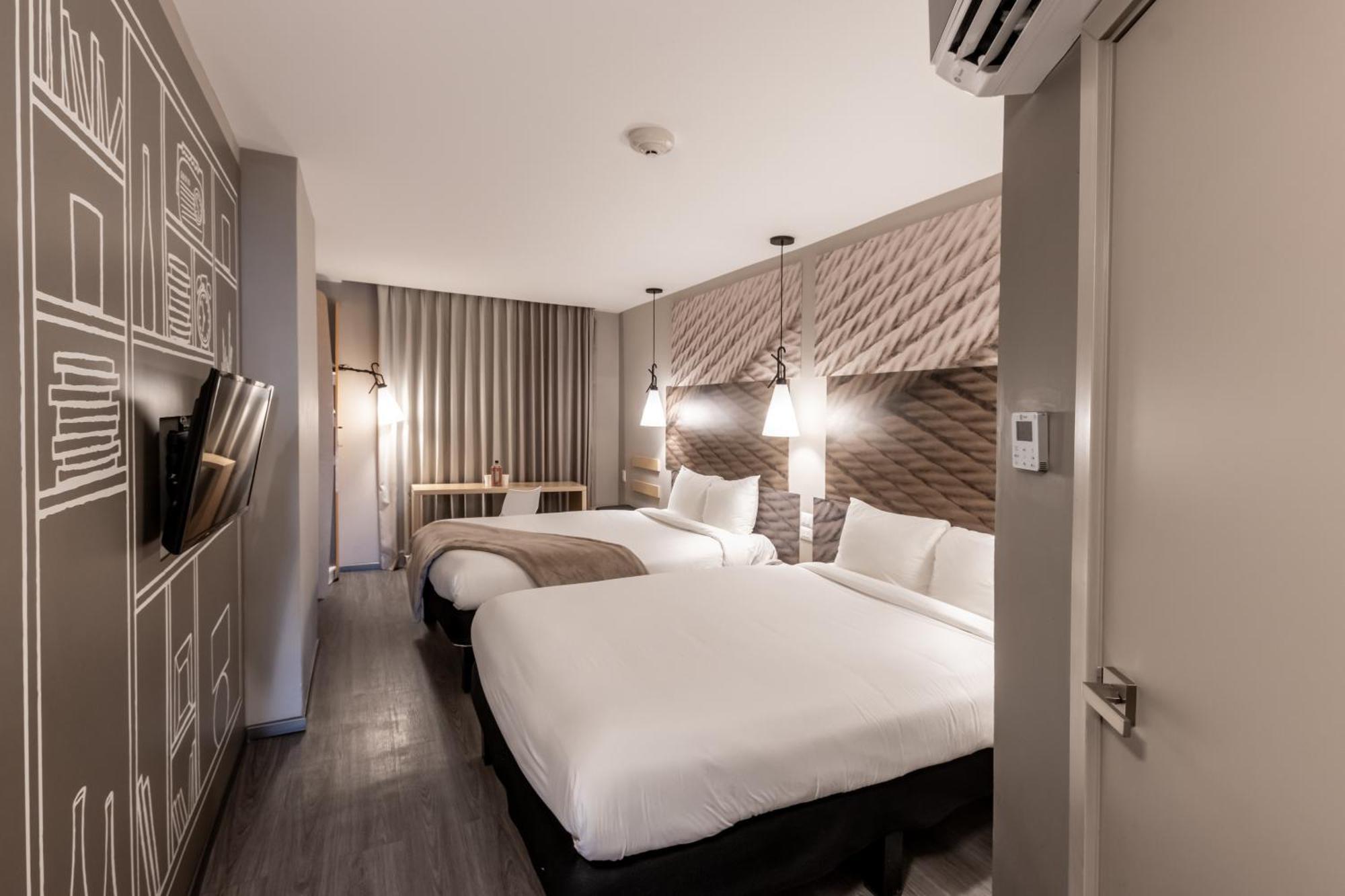 Ibis 4*