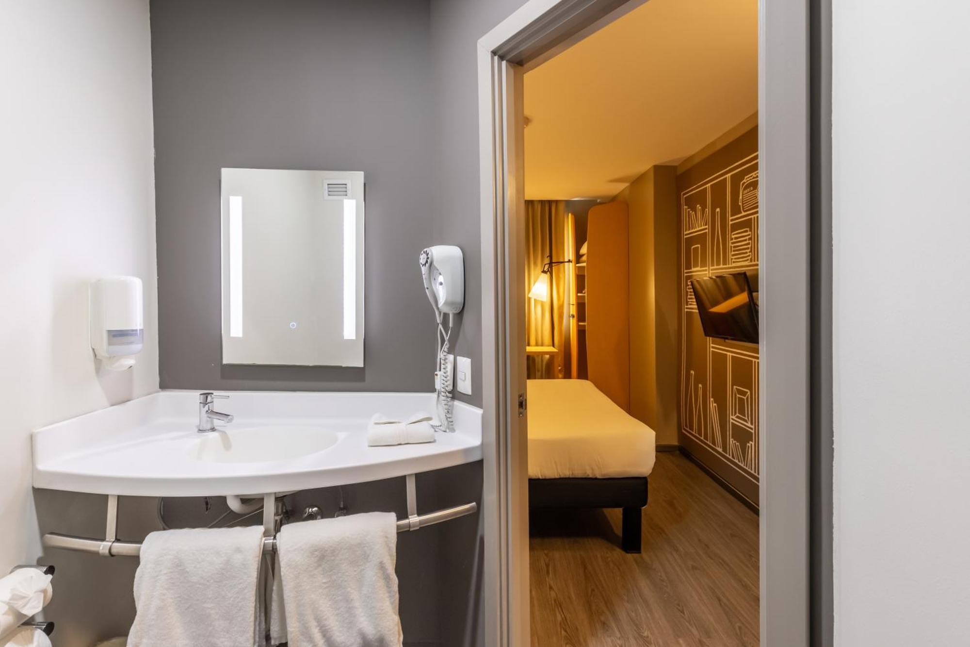 Hotel Ibis 4*