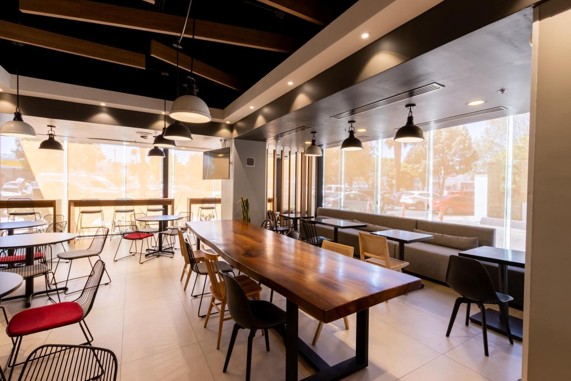 Ibis Tijuana