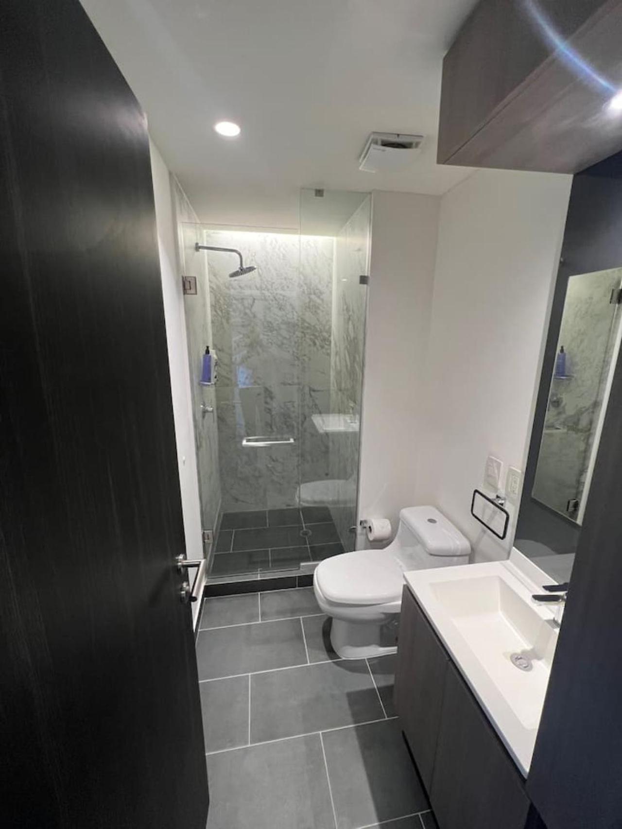Perfect Gataway Centrally Located In Apartamento