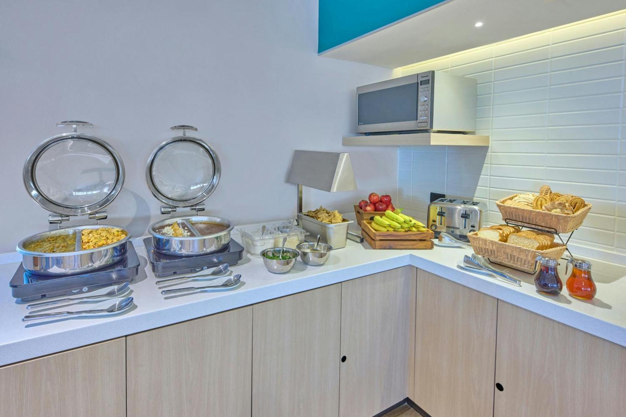 Express By Marriott El Florido Hotel