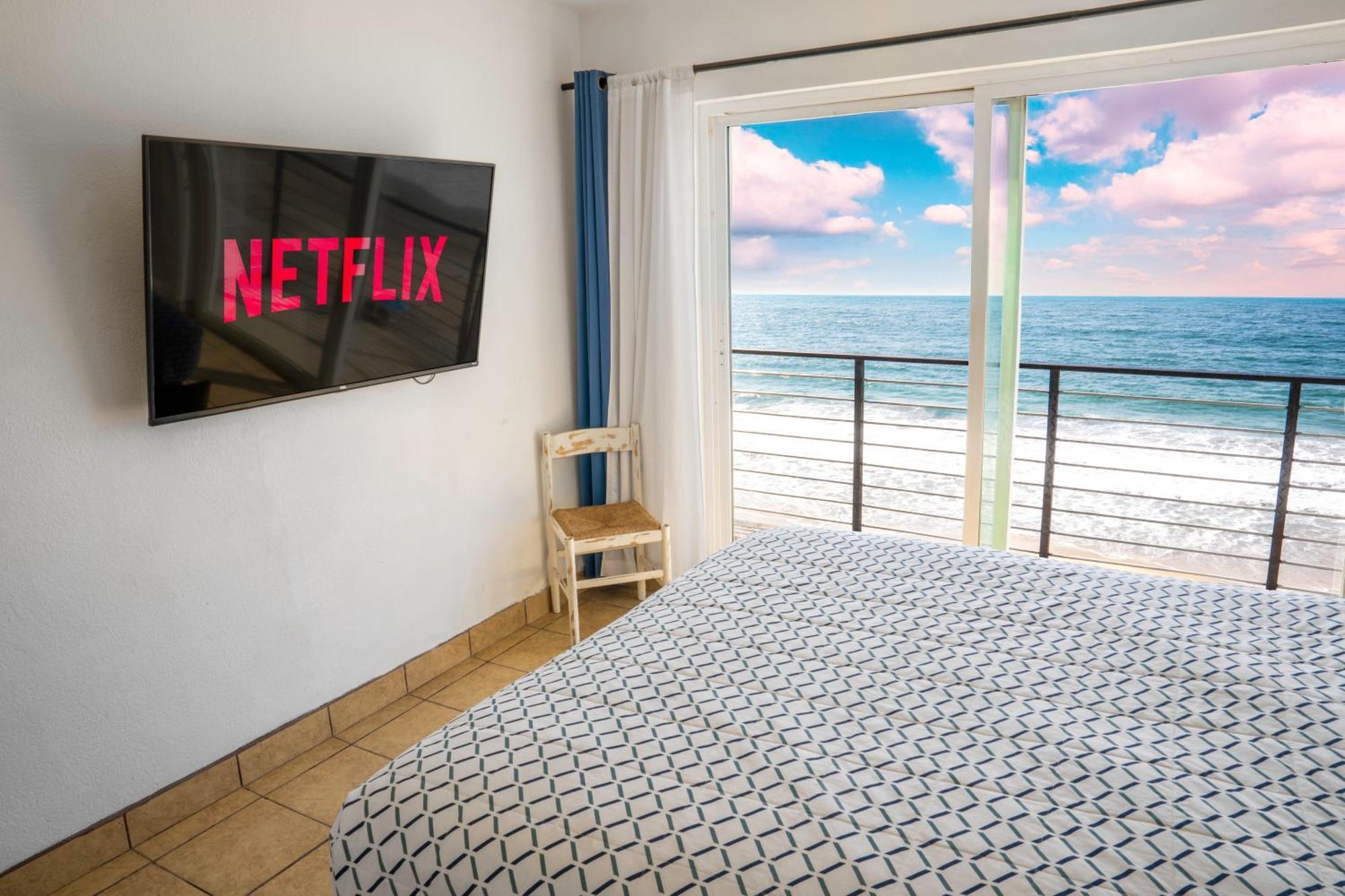 Apartment Beachfront - 2 Bdr 2 Bth