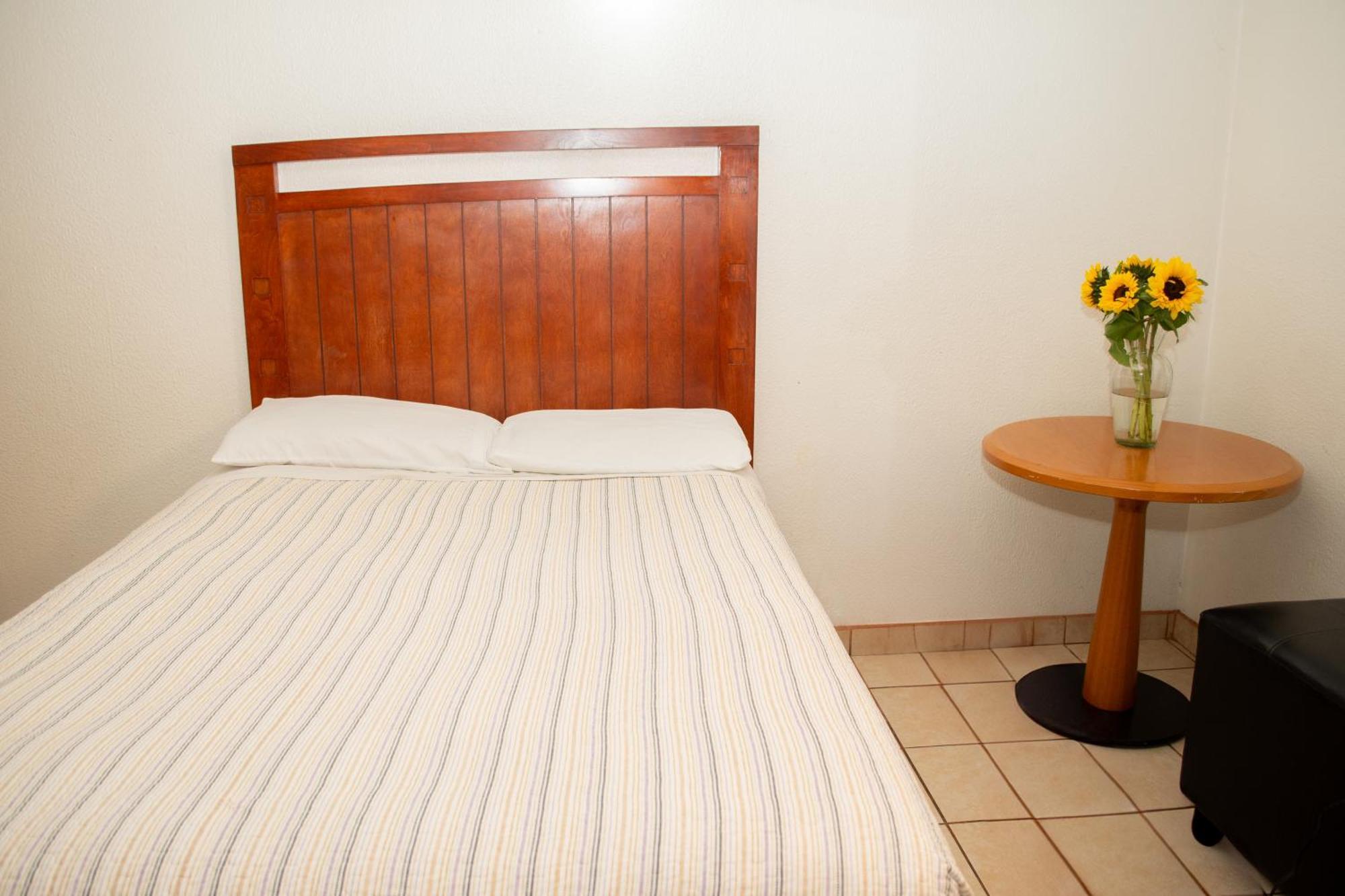 Hotel Colonial Tijuana