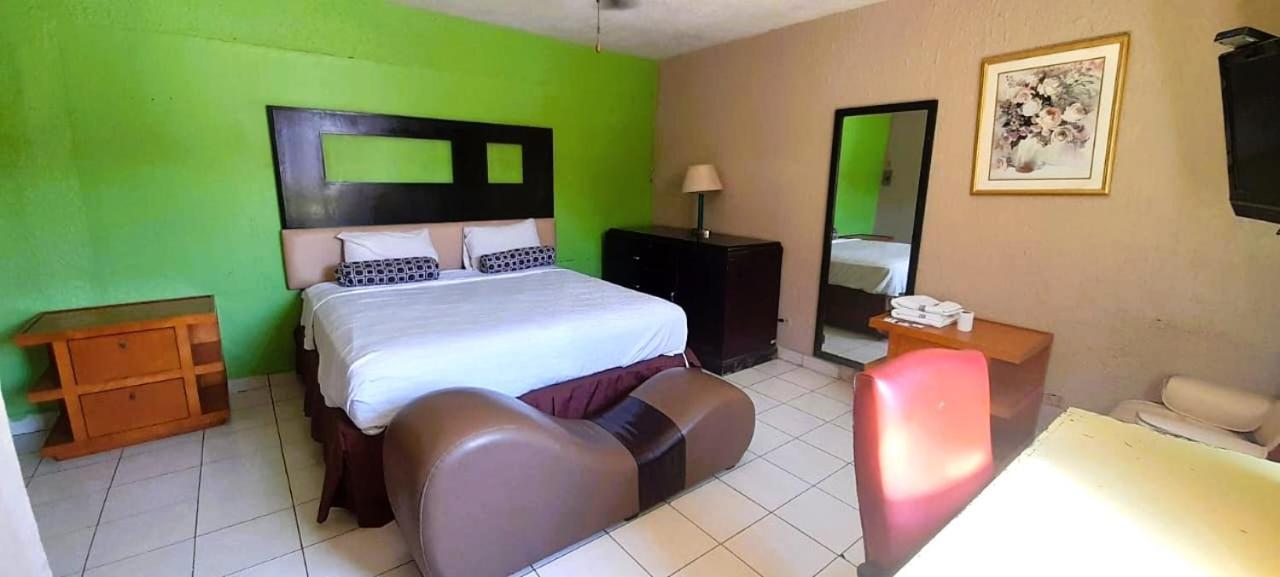 Hotel Jazmin Tijuana